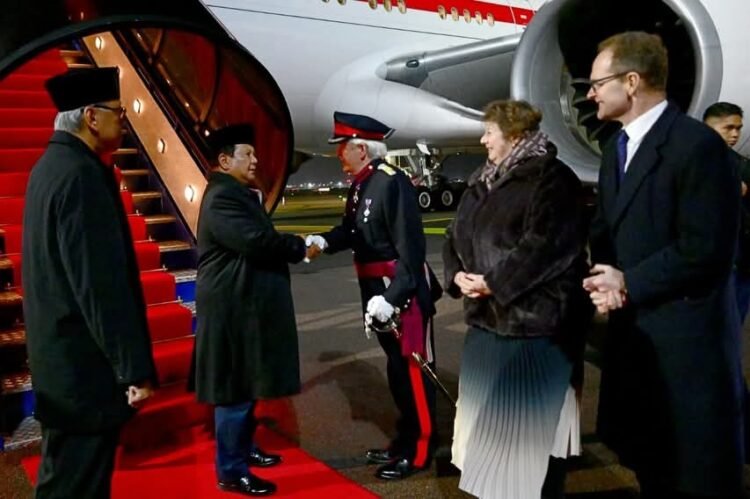Tiba di London, Presiden Prabowo Perkuat Kemitraan Strategis Indonesia – Inggris