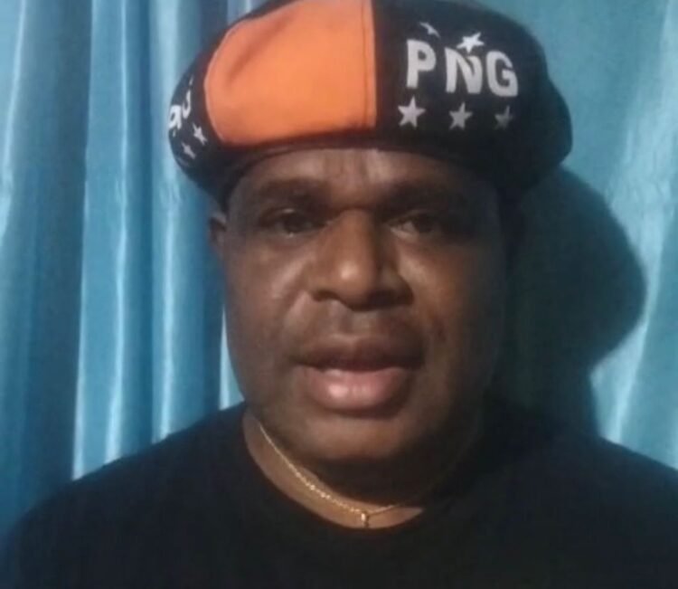 Tokoh Adat Kamoro Iwaka Ajak Warga Jaga Keamanan Demi Masa Depan Mimika