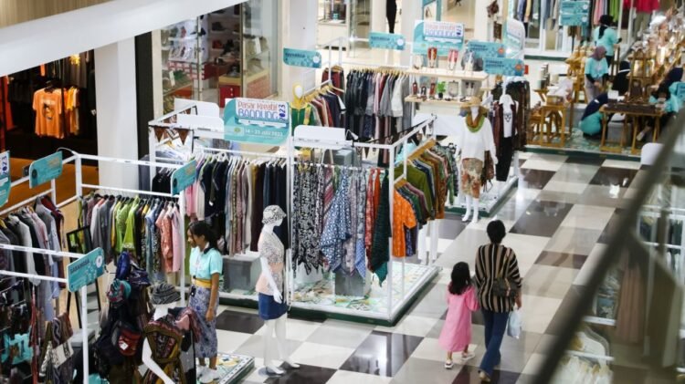 Ekonomi Bandung Tumbuh 5,3 Persen, Farhan Optimis Menuju 8 Persen