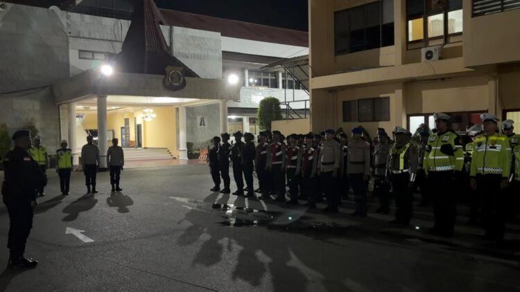 Bag SDM Polresta Jayapura Kota Verifikasi Administrasi Penerimaan Polri 2026, Ratusan Peserta Antusias Mendaftar