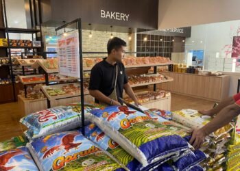 Polres Supiori Lakukan Pengecekan Stok dan Harga Minyak Goreng, Pasokan Dinilai Cukup