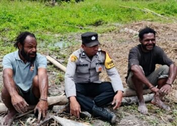 Sentuh Warga Hingga Pelosok, Bhabinkamtibmas Erageam Intensifkan DDS Demi Kamtibmas Kondusif di Mamberamo Tengah