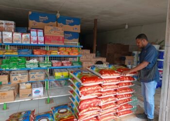 Satgas Pangan Polres Sarmi Lakukan Pengecekan Harga Beras di Kios Sultan, Pastikan Ketersediaan dan Stabilitas Harga