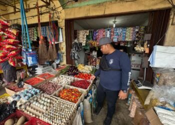 Polres Jayawijaya Pantau Harga Beras di Retail Modern dan Pasar Pootikelek