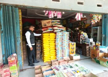 Polres Jayawijaya Pantau Harga Beras di Retail Modern dan Pasar Pootikelek