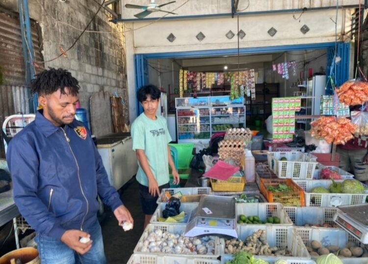 Polres Jayawijaya Lakukan Pengecekan Harga Beras di Retail Modern dan Pasar Tradisional Wamena