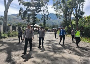 Polres Tolikara Tingkatkan Patroli Rutin, Ciptakan Rasa Aman di Tengah Masyarakat