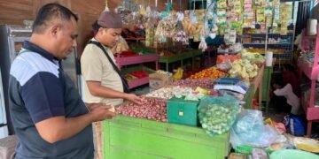 Sat Reskrim Polres Keerom Pastikan Harga Sembako Tetap Stabil