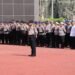 Wakapolda Papua Tekankan Disiplin dan Peningkatan Kinerja Saat Apel Pagi Personel Polda Papua