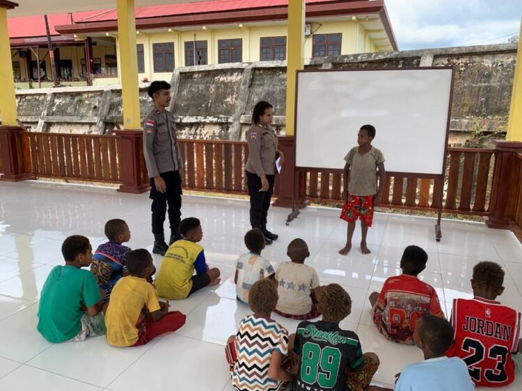 Polres Boven Digoel Gelar Ruang Edukasi Bagi Anak Putus Sekolah, Tingkatkan Literasi Dan Pola Hidup Sehat