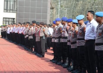 Polres Tolikara Gelar Patroli Minggu Pagi, Jaga Keamanan dan Kenyamanan Warga Beribadah