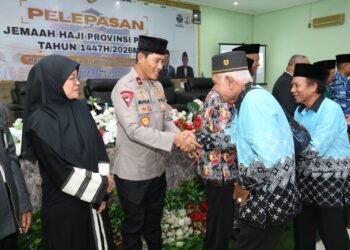 Pemerintah Provinsi Papua dan Polda Papua Lepas Keberangkatan 890 Jemaah Haji Tahun 1447 H 