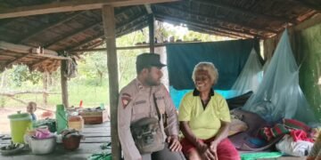 Personel Polsek Sota Sambangi Warga Kampung Erambu, Sampaikan Pesan Kamtibmas