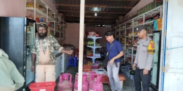 Sat Binmas Polres Tolikara Intensifkan Sambang dan Edukasi Kamtibmas Jelang Hari Raya Idul Adha 1447 Hijriah