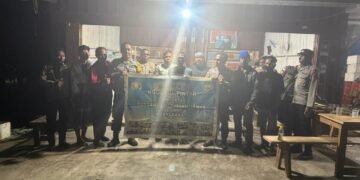 Jalin Keakraban dengan Warga, Polsek Arso Timur Gelar NGOPI dan Nobar Bersama Masyarakat Kampung Pitewi 