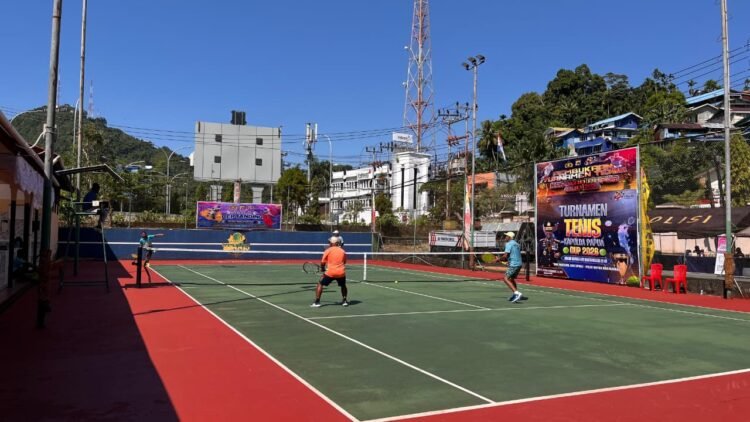 Hari Kedua Turnamen Tenis Kapolda Papua Cup 2026, Ratusan Peserta Tampilkan Persaingan Kompetitif