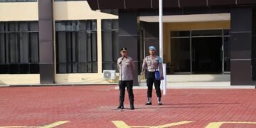 Wakapolda Papua Pimpin Apel Pagi dan Tekankan Disiplin, Kesehatan, serta Dukungan terhadap Kebijakan Institusi