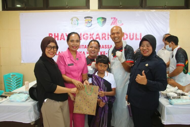 Sunat Gratis Hari Bhayangkara ke-80, Bentuk Nyata Kepedulian Polda Papua terhadap Kesehatan Anak
