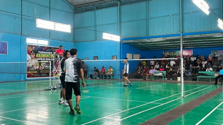 Sportivitas dan Prestasi Warnai Hari Keempat Turnamen Badminton Terbuka Piala Kapolda Cup 2026