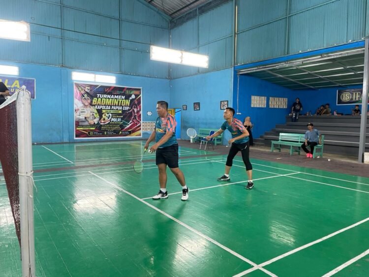 Sportivitas dan Semangat Juang Warnai Hari Kelima Turnamen Badminton Terbuka Piala Kapolda Papua Cup 2026