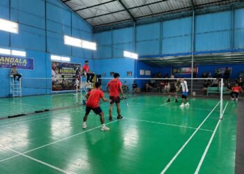 ‎Sportivitas dan Semangat Juang Mewarnai Hari Keenam Turnamen Badminton Piala Kapolda Cup