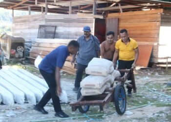 Sambut Hari Bhayangkara ke-80, Polda Papua Salurkan Bantuan Bahan Bangunan untuk Gereja GKI Ebenhezer Kayo Pulau