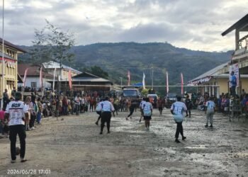 Semangat Sportivitas Kian Membara, Lomba Voli Putri HUT Bhayangkara ke-80 Polres Tolikara Masuki Babak Semifinal