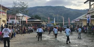 Semangat Sportivitas Kian Membara, Lomba Voli Putri HUT Bhayangkara ke-80 Polres Tolikara Masuki Babak Semifinal