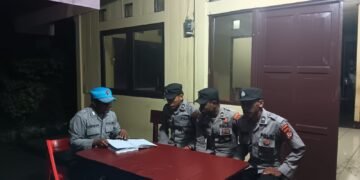 Patroli Malam Polsek Kelila, Hadirkan Rasa Aman bagi Pedagang di Pasar Kelila