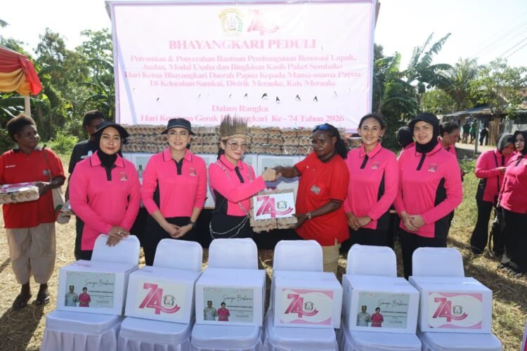 Dorong Pemberdayaan Ekonomi Masyarakat, Kapolda Papua Resmikan Lapak Mama-Mama Papua di Merauke