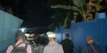 Patroli Jalan Kaki Regu Siaga II, Polres Tolikara Perkuat Kehadiran Polisi Jaga Kamtibmas Malam Hari