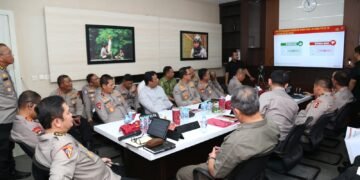 Astama Ops Kapolri Kunjungi Polda Papua Cek Layanan Call Center 110