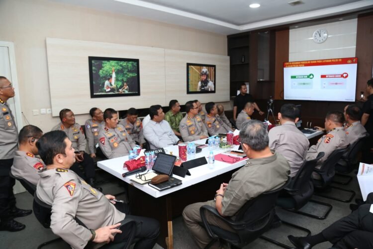 Astama Ops Kapolri Kunjungi Polda Papua Cek Layanan Call Center 110