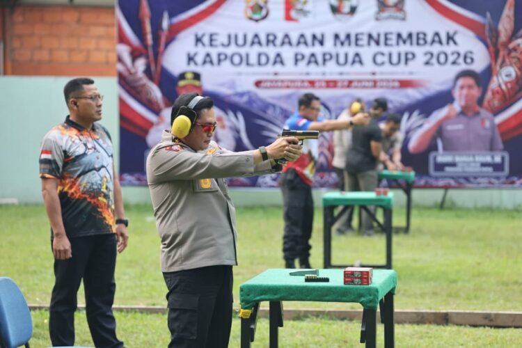 Wujud Kepedulian Polri, Personel Polres Merauke Berpartisipasi dalam Donor Darah Hari Pajak 2026
