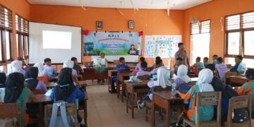 Bentengi Generasi Muda dari Judi Online, Kapolsek Tanah Miring Edukasi Siswa Baru di Masa MPLS