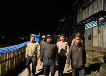 Patroli Malam Regu Siaga II Polres Tolikara Tingkatkan Rasa Aman dan Perkuat Harkamtibmas