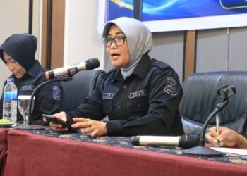 Asah Profesionalisme Wartawan Radio, Bid Humas Polda Papua Berbagi Teknik Konferensi Pers dan Door Stop