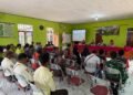 Kapolsek Elikobel Perkuat Edukasi Pencegahan Karhutla Bersama Masyarakat Kampung Sipias