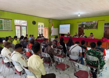 Kapolsek Elikobel Perkuat Edukasi Pencegahan Karhutla Bersama Masyarakat Kampung Sipias