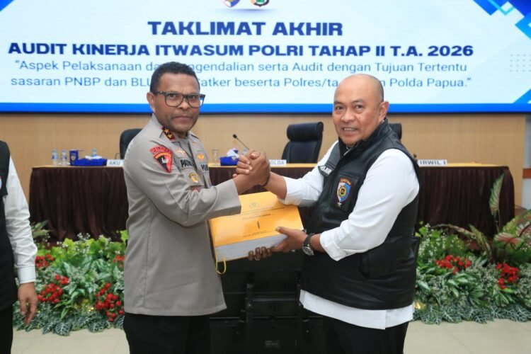 Taklimat Akhir Audit Itwasum Polri, Kapolda Papua Tegaskan Komitmen Perkuat Tata Kelola dan Akuntabilitas