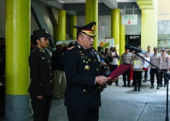Polda Papua Berikan Penghormatan Terakhir kepada Almarhum Aiptu Bachtiar, S.H