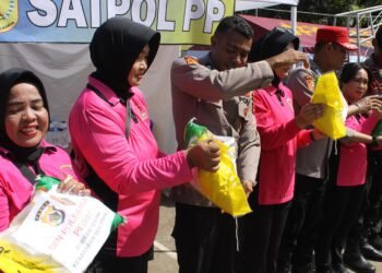 Bersama di Tengah Duka: SPN Polda Papua Berbagi untuk Korban Kebakaran Dok V