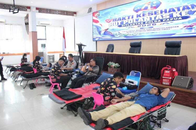 Sambut HUT Polantas ke-71, Ditlantas Polda Papua Gelar Bakti Kesehatan Donor Darah