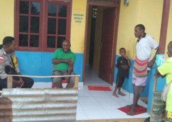 Karhutla di Jalan Kaliwedah 1 Sempat Dekati Permukiman, Polres Merauke Bersama Damkar dan BPBD Bergerak Cepat