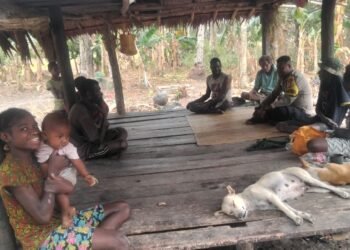 Bhabinkamtibmas Padua Dekatkan Diri dengan Warga, Keluhan Harga Ikan Ditampung