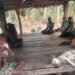 Bhabinkamtibmas Padua Dekatkan Diri dengan Warga, Keluhan Harga Ikan Ditampung