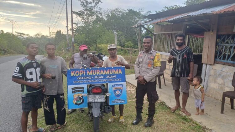 Bhabinkamtibmas Polsek Biak Barat Ajak Masyarakat Jaga Kamtibmas dan Cegah Karhutla