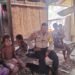 Sambangi Warga, Bhabinkamtibmas Kampung Padua Imbau Waspada Karhutla