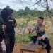 Bhabinkamtibmas Sambangi Warga Boven Digoel, Ajak Jaga Kamtibmas dan Waspadai Karhutla